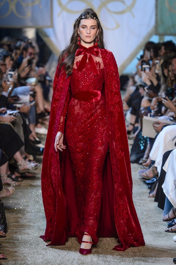 مجموعة ايلي صعب الملكية ضمن أسبوع الموضة في باريس 