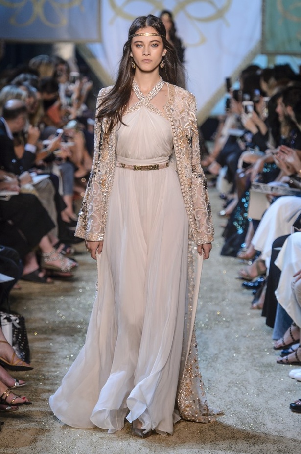 مجموعة ايلي صعب الملكية ضمن أسبوع الموضة في باريس 