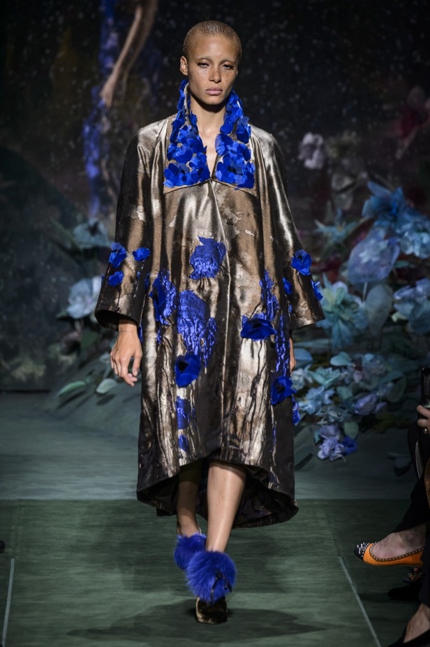 مجموعة Fendi من الألبسة الفاخرة لخريف وشتاء 2017