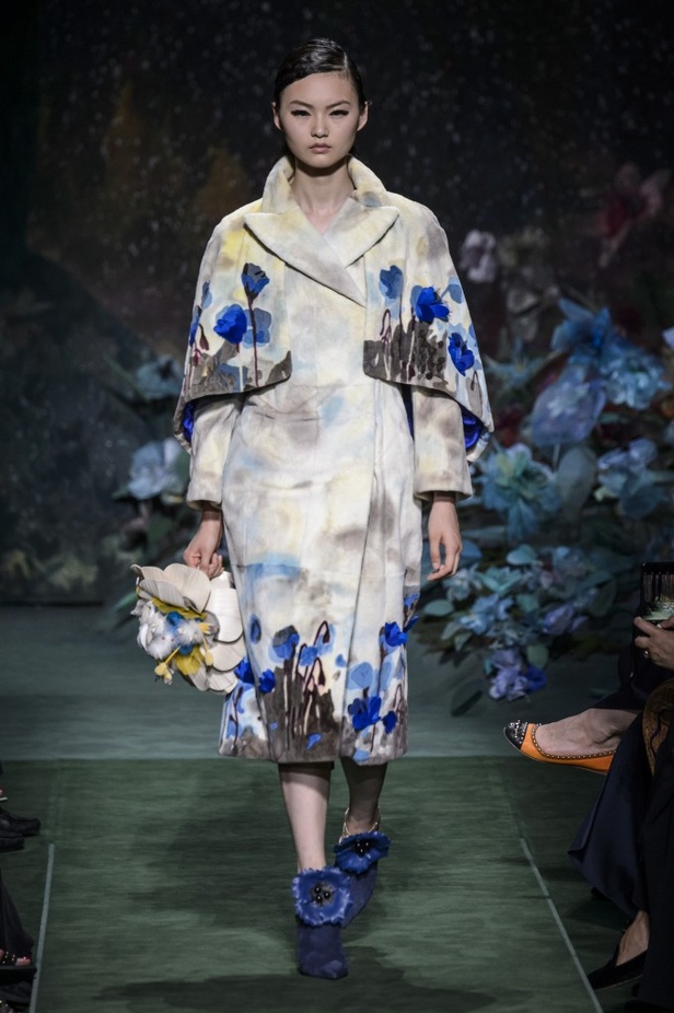 مجموعة Fendi من الألبسة الفاخرة لخريف وشتاء 2017