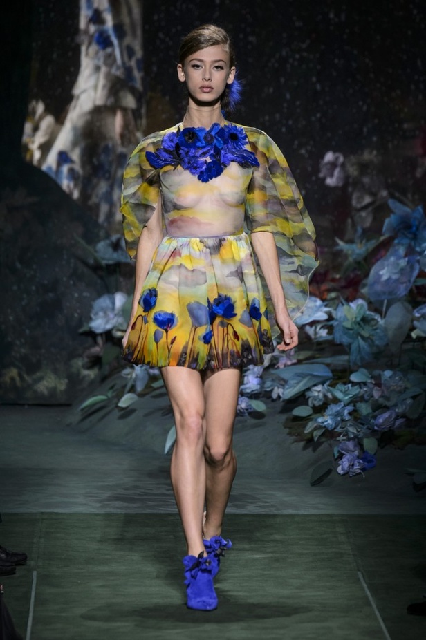 مجموعة Fendi من الألبسة الفاخرة لخريف وشتاء 2017