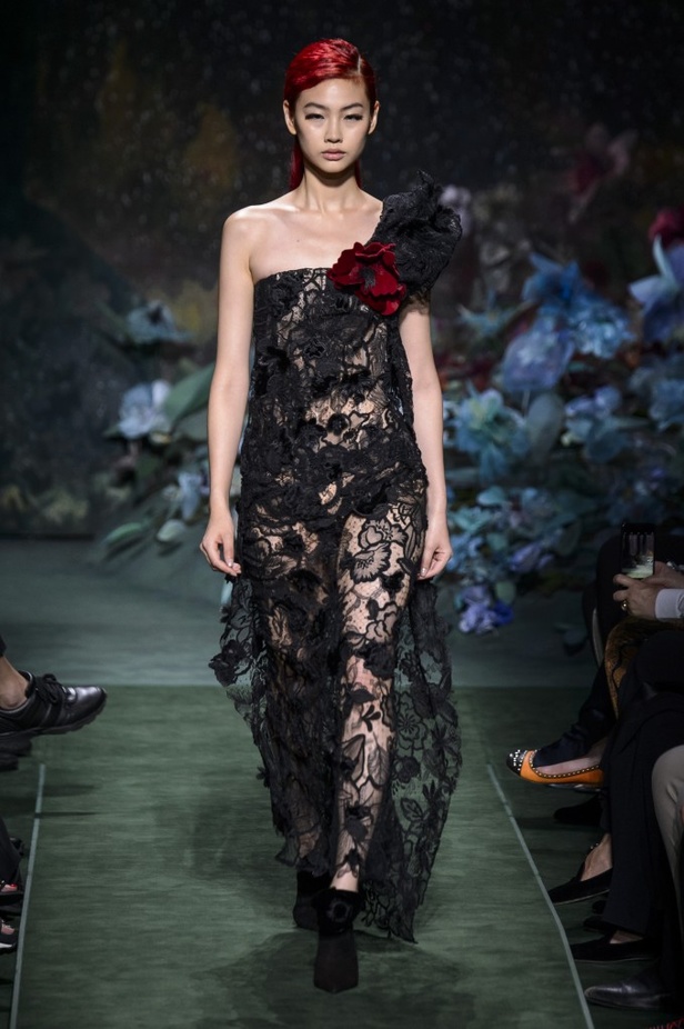 مجموعة Fendi من الألبسة الفاخرة لخريف وشتاء 2017