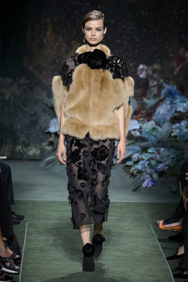 مجموعة Fendi من الألبسة الفاخرة لخريف وشتاء 2017