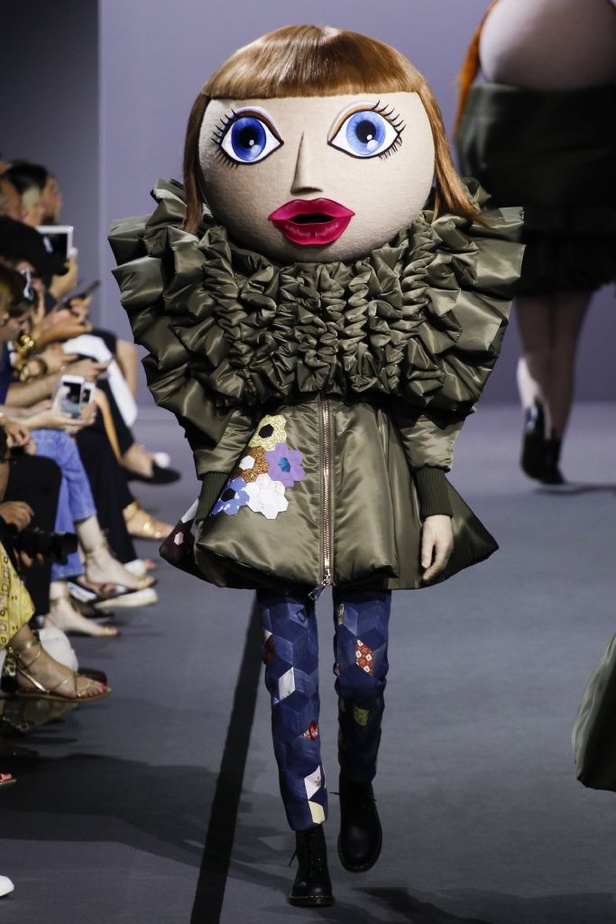 مجموعة Viktor & Rolf للأزياء الراقية لخريف 2018 !