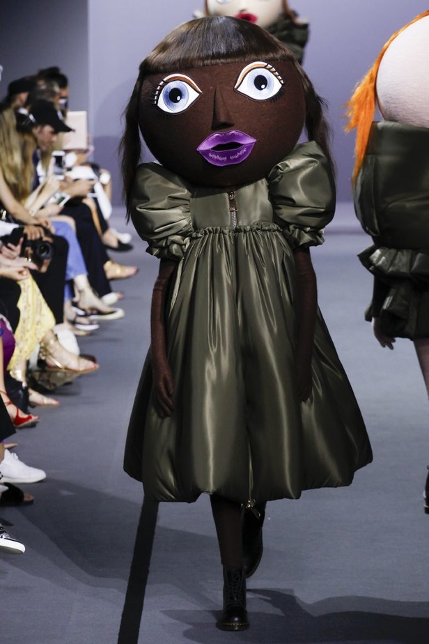 مجموعة Viktor & Rolf للأزياء الراقية لخريف 2018 !