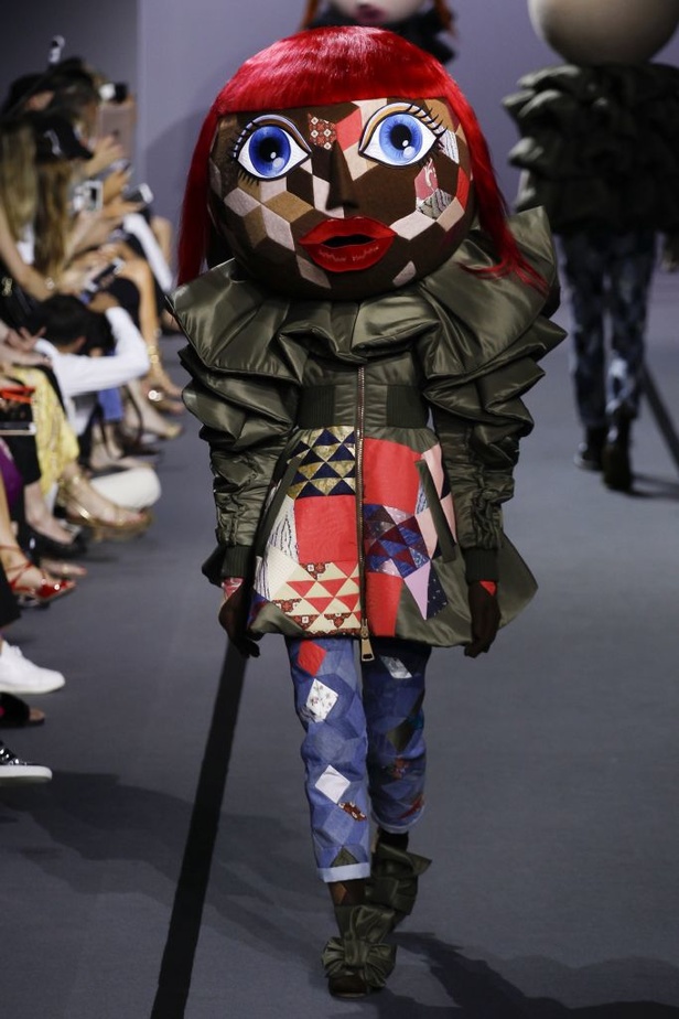 مجموعة Viktor & Rolf للأزياء الراقية لخريف 2018 !