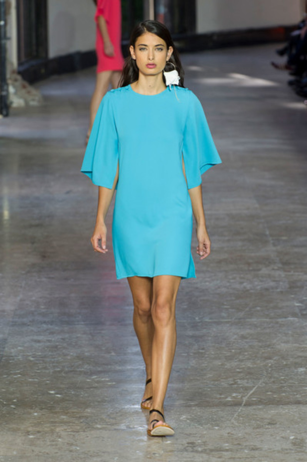 مجموعة AGNES B لموسم ربيع وصيف 2017