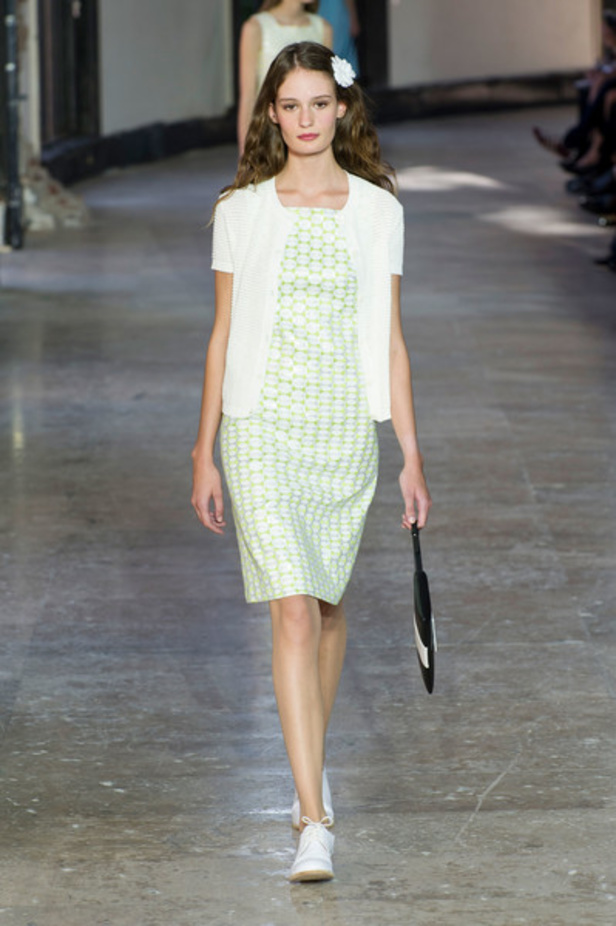 مجموعة AGNES B لموسم ربيع وصيف 2017