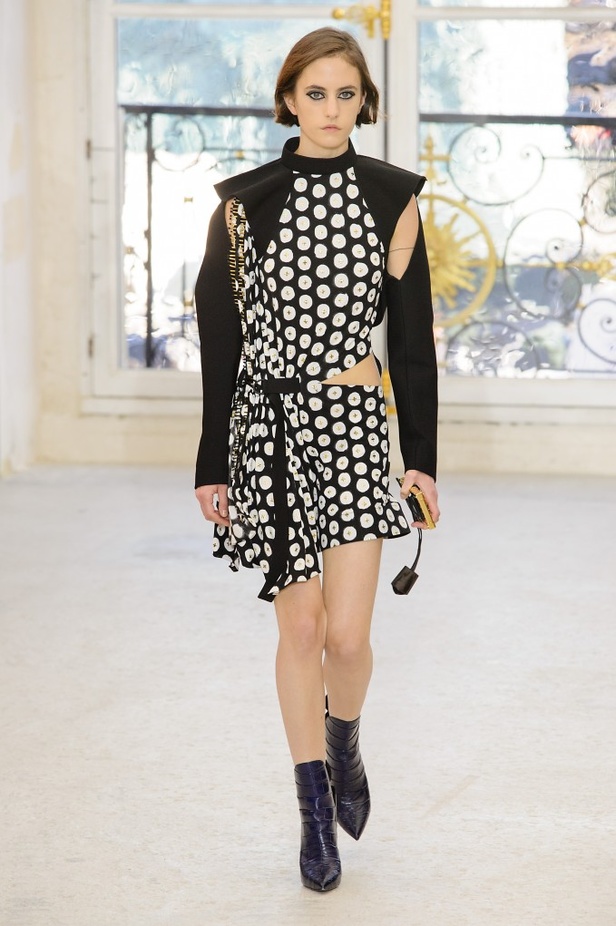 مجموعة “لوي فيتون” لموسم ربيع وصيف 2017