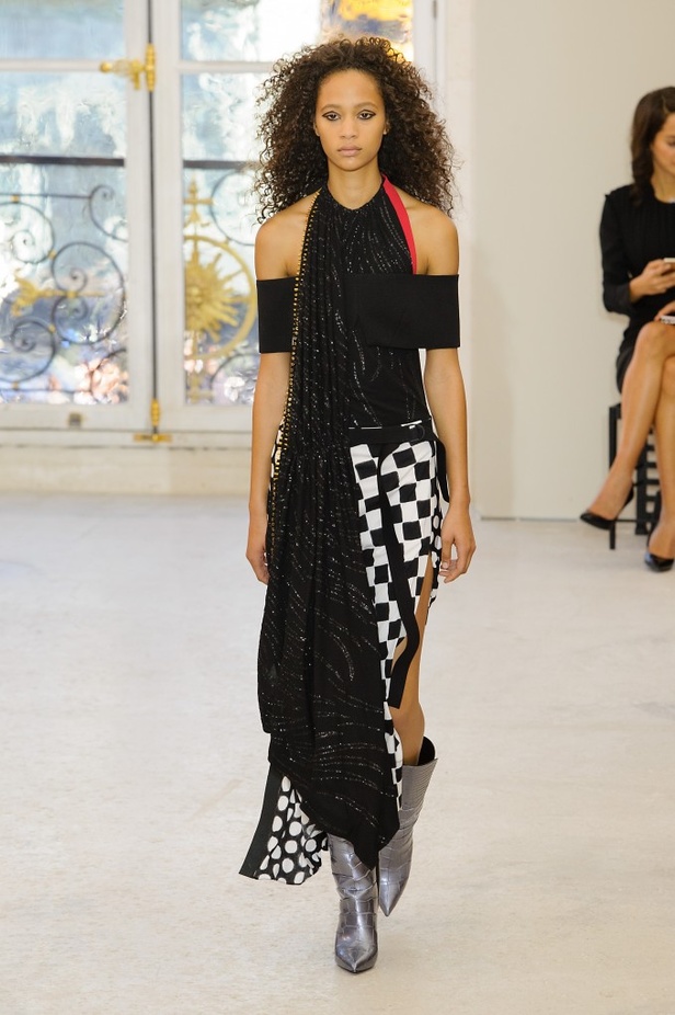 مجموعة “لوي فيتون” لموسم ربيع وصيف 2017