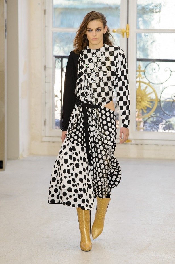 مجموعة “لوي فيتون” لموسم ربيع وصيف 2017