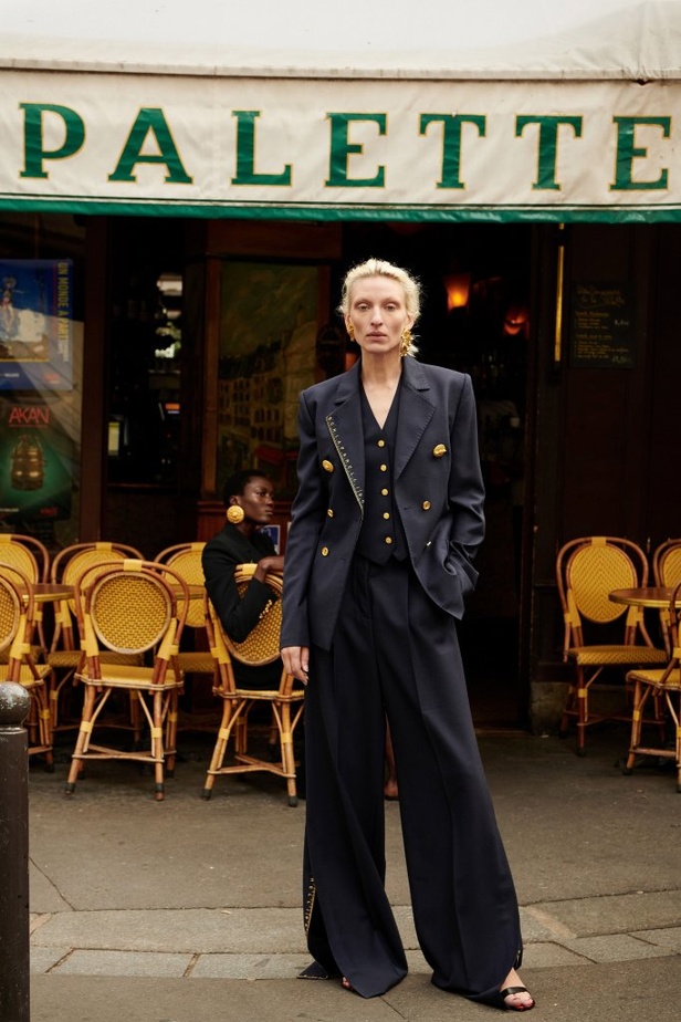 عرض ازياء مجموعة Schiapparelli لربيع وصيف 2021 من أسبوع الموضة في باريس