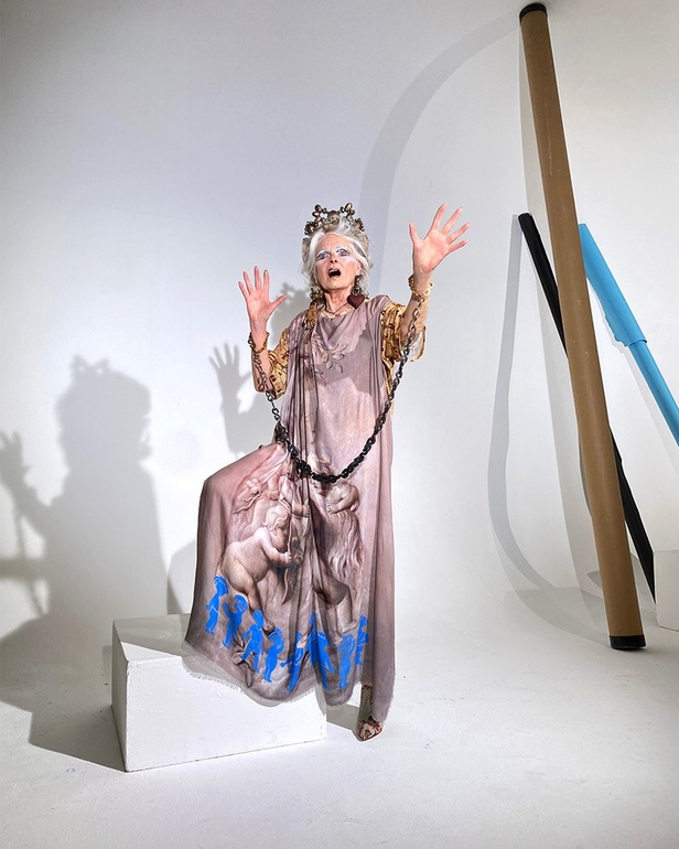 عرض ازياء Vivienne Westwood لربيع وصيف 2021