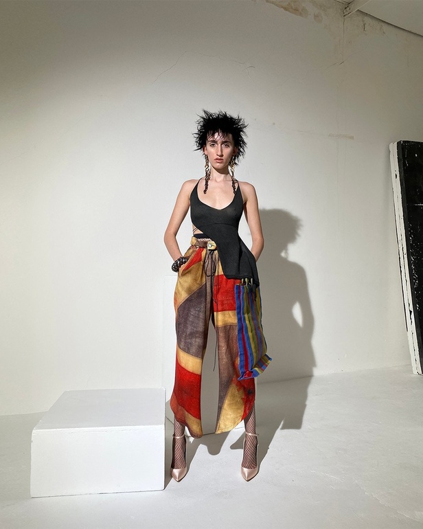 عرض ازياء Vivienne Westwood لربيع وصيف 2021