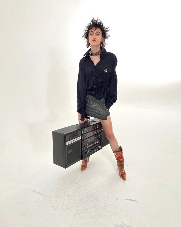 عرض ازياء Vivienne Westwood لربيع وصيف 2021