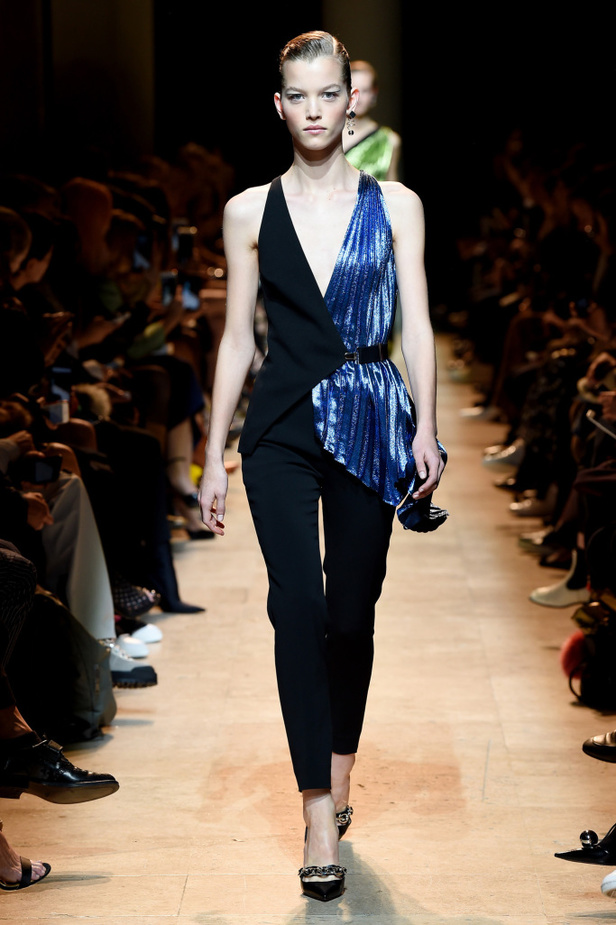 عرض أزياء موغلر لموسم خريف وشتاء 2017