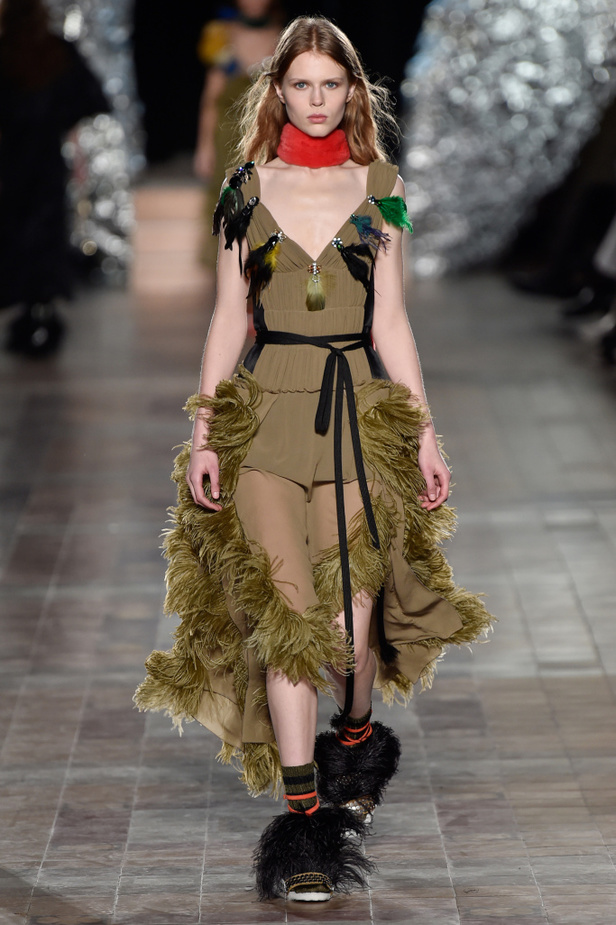 عرض أزياء سونيا ريكيل لموسم خريف وشتاء 2017