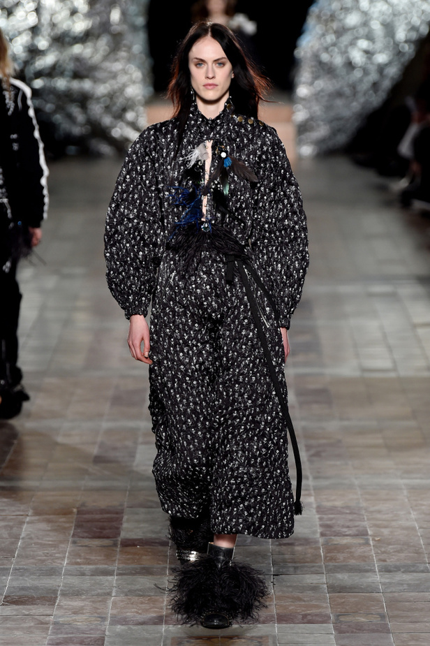 عرض أزياء سونيا ريكيل لموسم خريف وشتاء 2017