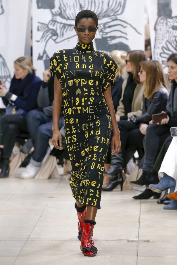 عرض أزياء Miu Miu لخريف وشتاء ٢٠١٨ !