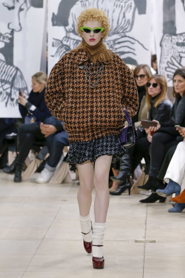 عرض أزياء Miu Miu لخريف وشتاء ٢٠١٨ !