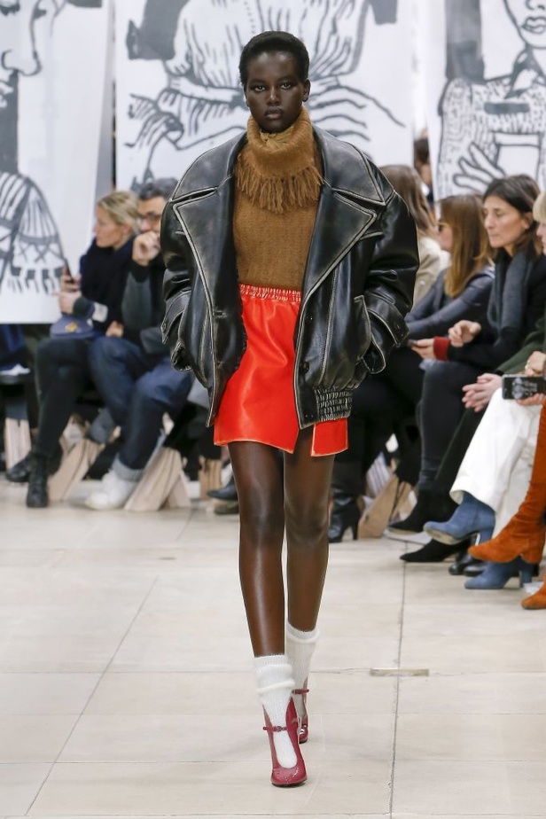 عرض أزياء Miu Miu لخريف وشتاء ٢٠١٨ !