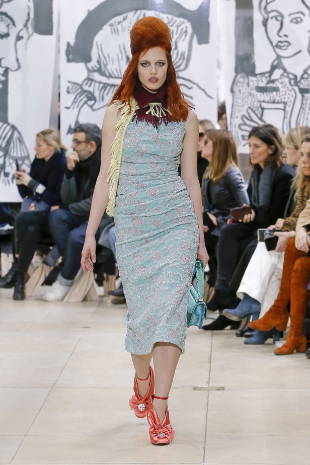 عرض أزياء Miu Miu لخريف وشتاء ٢٠١٨ !