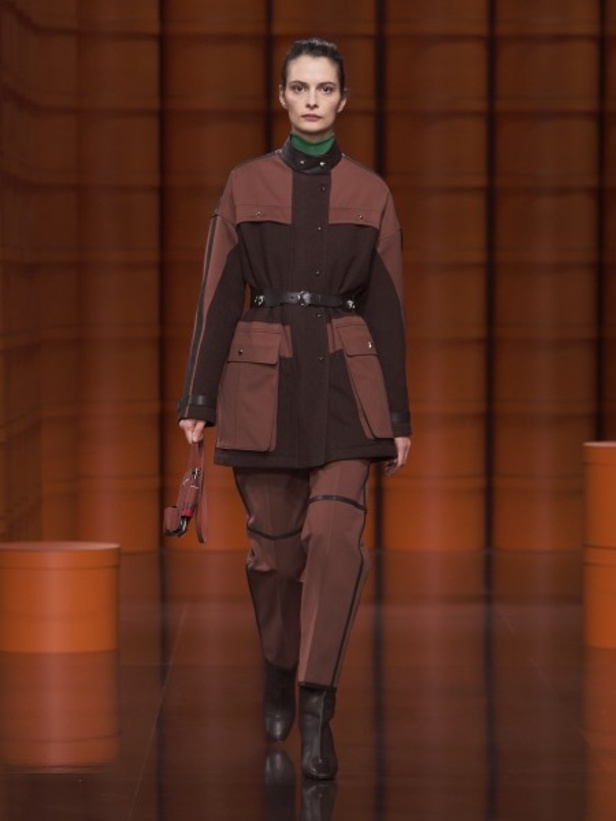 عرض أزياء Hermès لخريف وشتاء 2021-2022