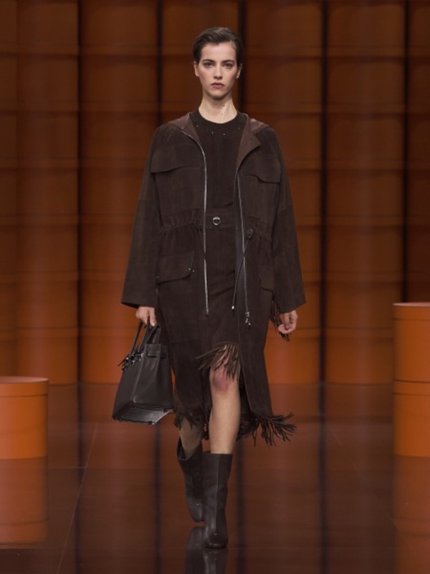 عرض أزياء Hermès لخريف وشتاء 2021-2022