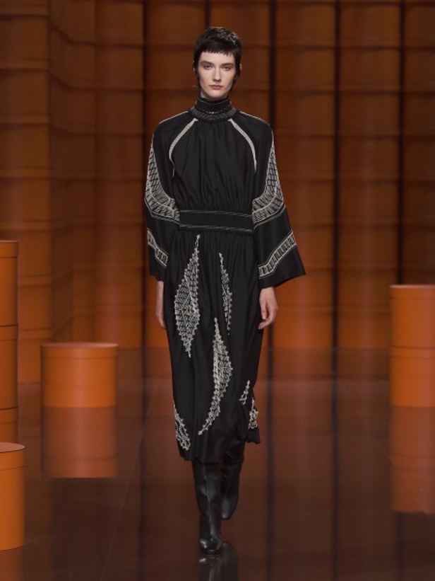 عرض أزياء Hermès لخريف وشتاء 2021-2022