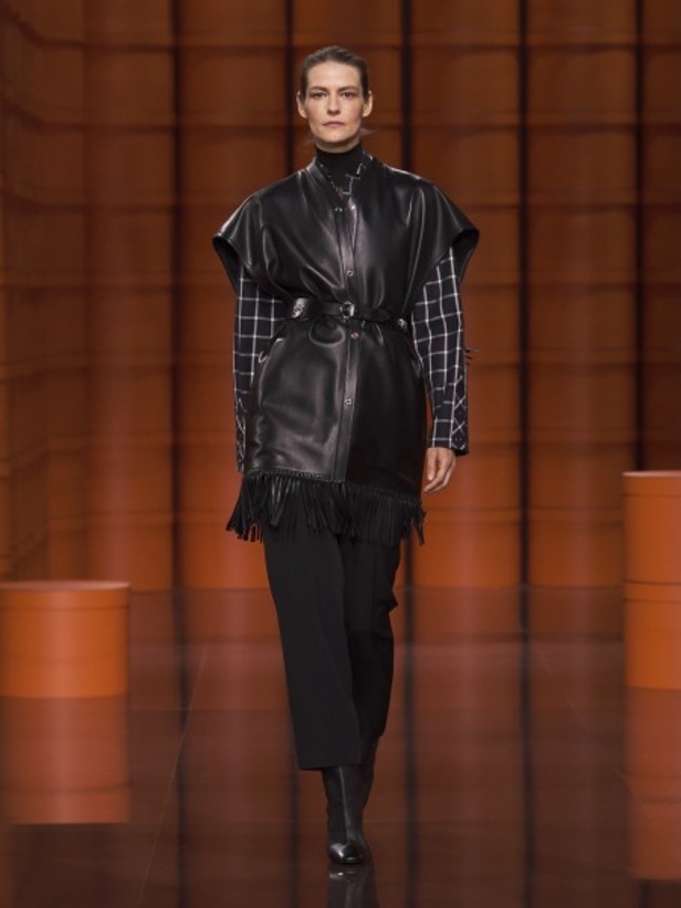 عرض أزياء Hermès لخريف وشتاء 2021-2022