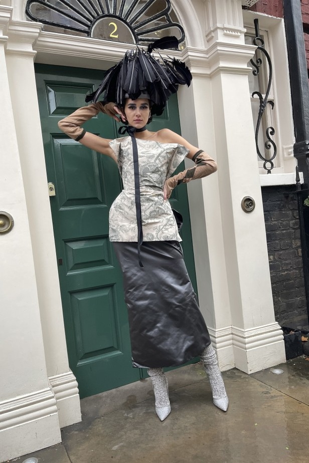 عرض ازياء مجموعة Vivienne Westwood لخريف وشتاء 2021-2022