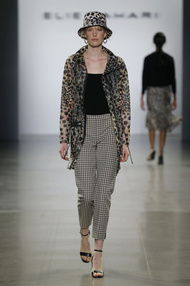  اسبوع الموضة في نيويورك 2019 ابرز صيحات أزياء و اكسسوارات ELIE TAHARI لربيع وصيف 2020 