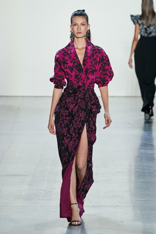  اسبوع الموضة في نيويورك 2019  موديلات فساتين TADASHI SHOJI لربيع وصيف 2020 