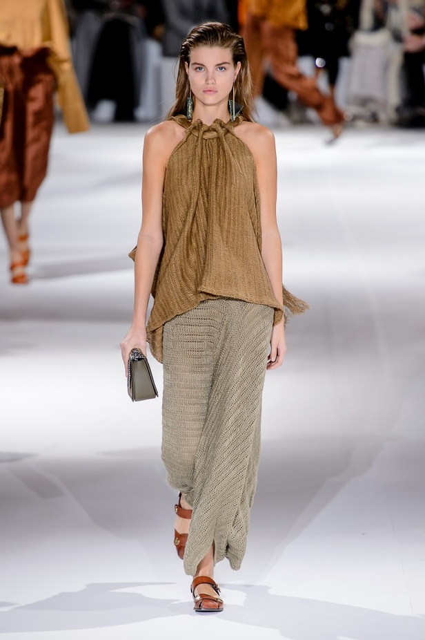 مجموعة “ستيلا ماكارتني” لموسم ربيع وصيف 2017