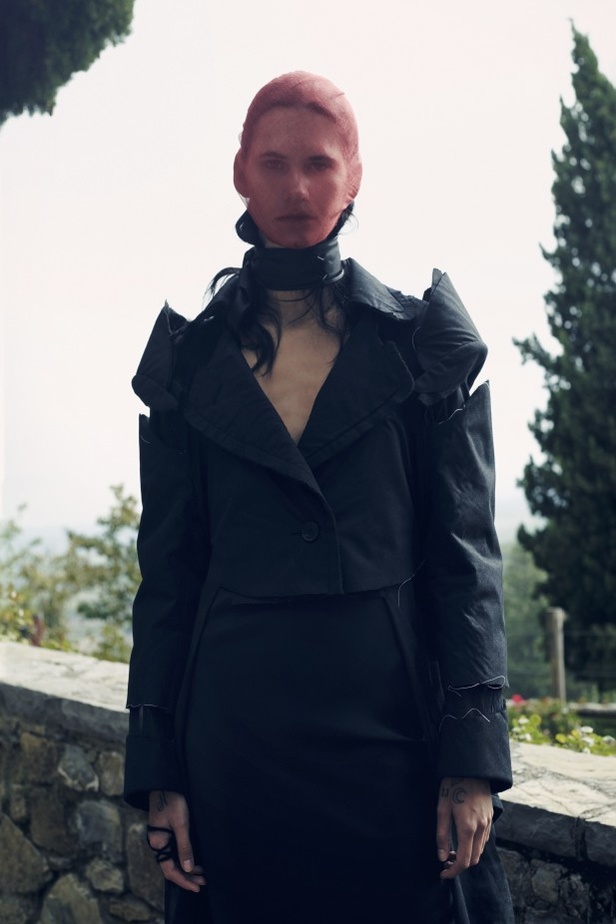 عرض ازياء مجموعة maison margiela لربيع وصيف 2021