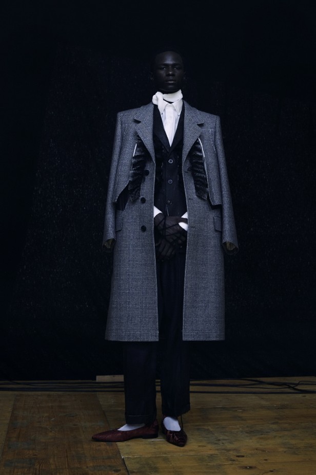 عرض ازياء مجموعة maison margiela لربيع وصيف 2021