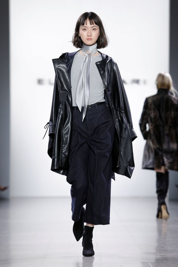 عرض أزياء إيلي تاهاري لخريف وشتاء 2019