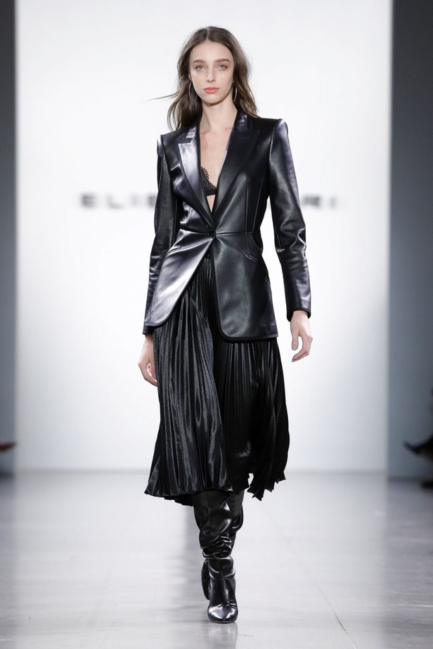 عرض أزياء إيلي تاهاري لخريف وشتاء 2019