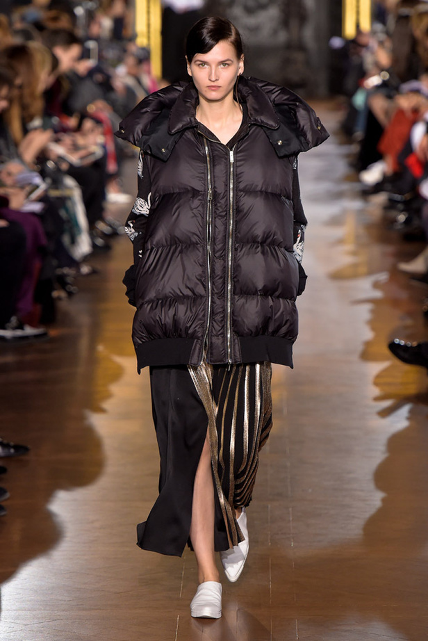 مجموعة "ستيلا ماكارتني" لموسم خريف وشتاء 2016-2017