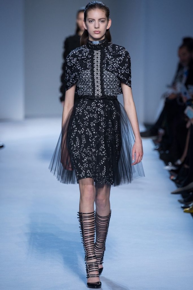 مجموعة جيامباتيستا فالي لخريف وشتاء 2016-2017