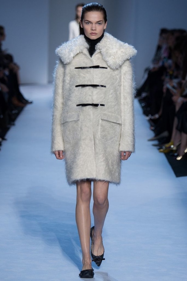 مجموعة جيامباتيستا فالي لخريف وشتاء 2016-2017