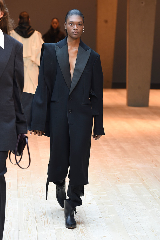 Céline  تطلق مجموعة خريف وشتاء 2017