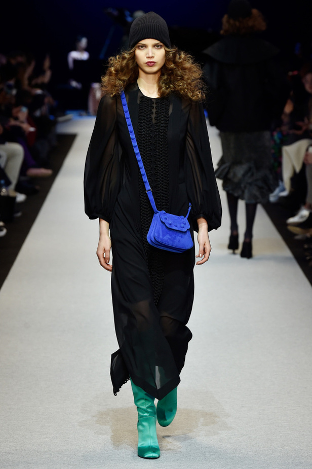 عرض أزياء باسكال ميليه لموسم خريف وشتاء 2017-2018