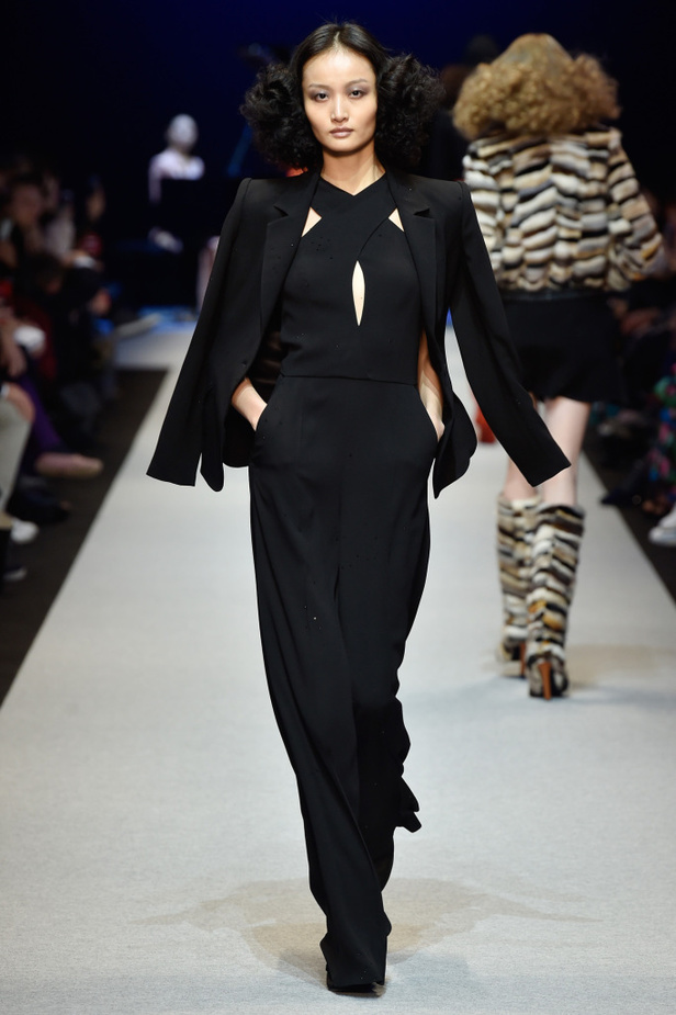 عرض أزياء باسكال ميليه لموسم خريف وشتاء 2017-2018