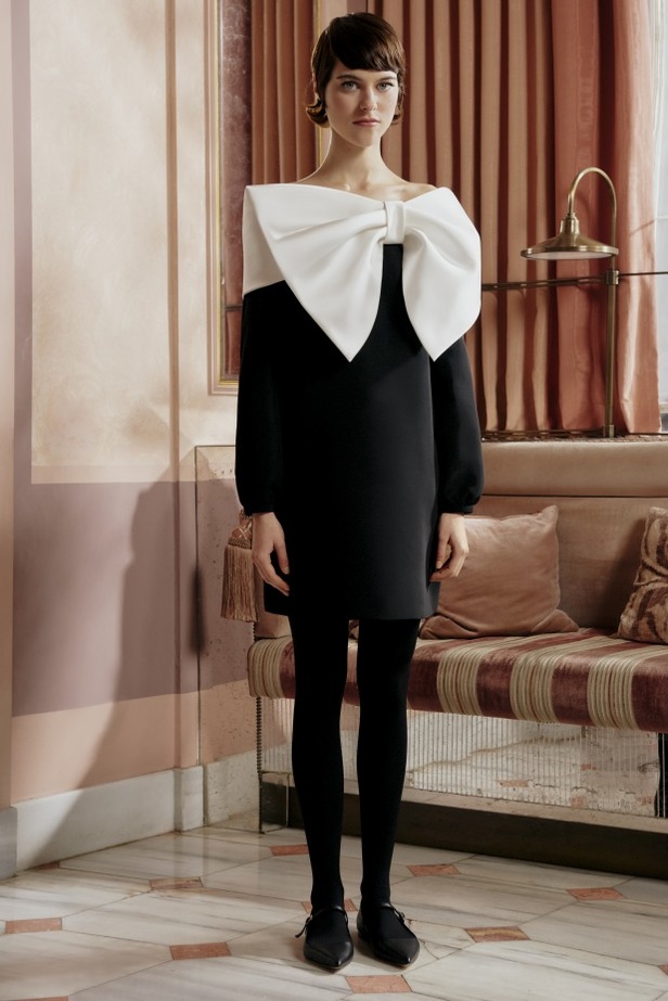 عرض أزياء مجموعة Dice Kayek لموضة خريف وشتاء 2021-2022