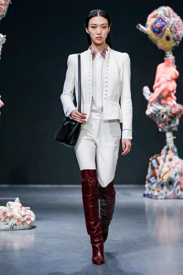 اكسسوارات TORY BURCH الفاخرة من اسبوع الموضة في نيويورك 2020