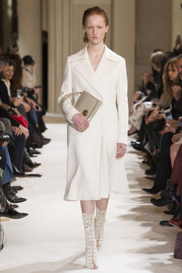 مجموعة جيامباتيستا فالي Giambattista Valli لخريف وشتاء 2017