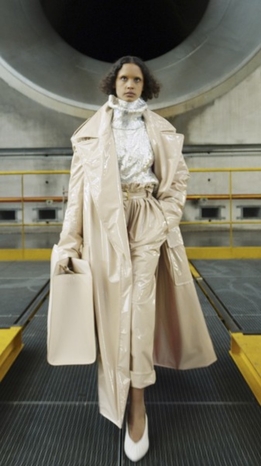 عرض أزياء Balmain لخريف وشتاء 2021-2022