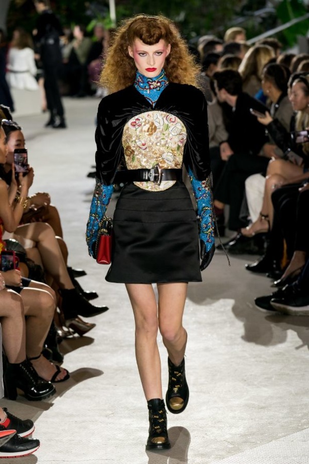 لويس فيتون تحوّل مطار نيويورك إلى منصة لعرض مجموعة 2020 Cruise Collection