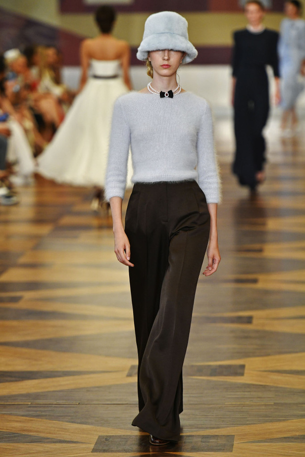 عرض Ulyana Sergeenko لخريف 2018